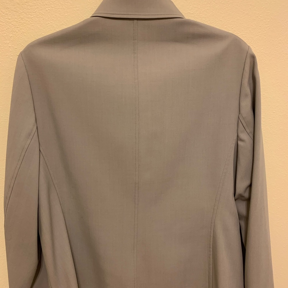 Light gray jacket - Picture 4 of 5